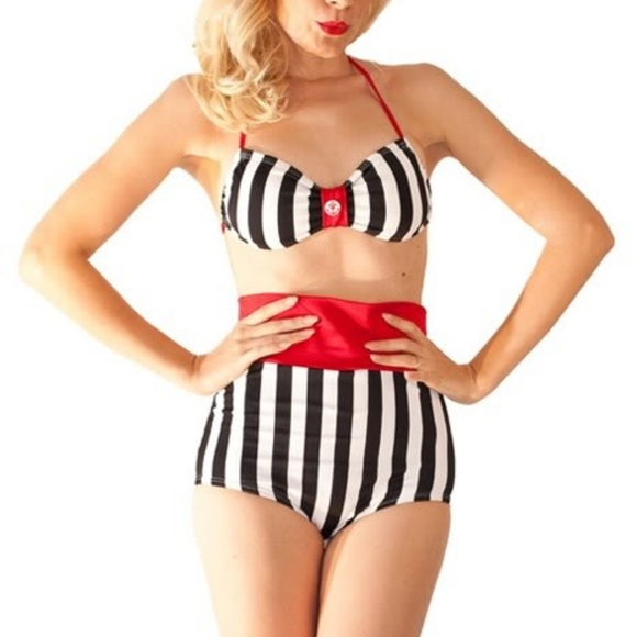 Fables by Barrie Sandy Bottom Size Small - Picture 1 of 2